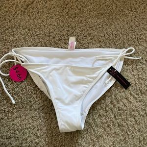 Bathing suit bottoms